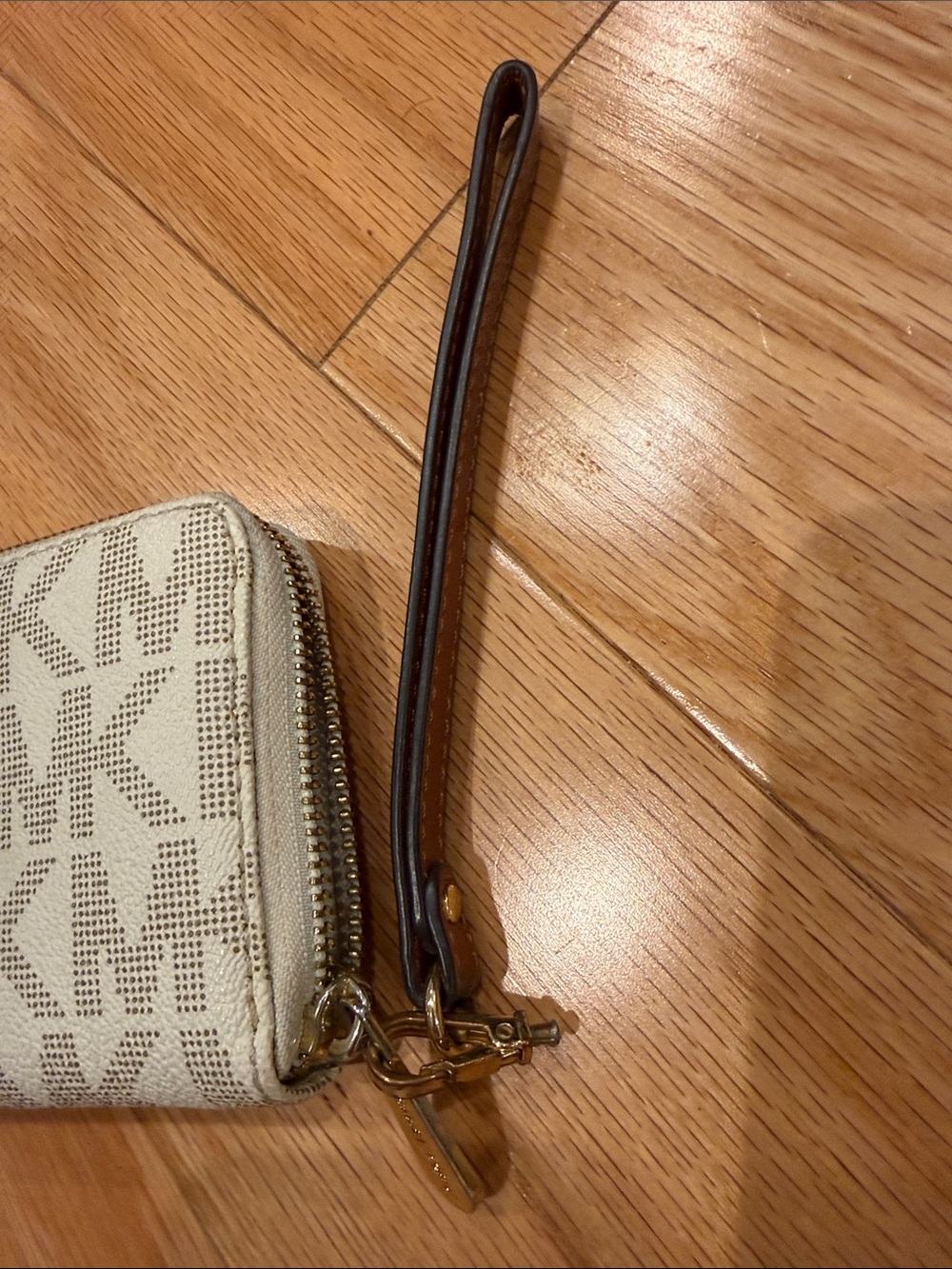 Michael Kors Cream and Brown Logo Zip Wristlet Wallet - Picture 3 of 9